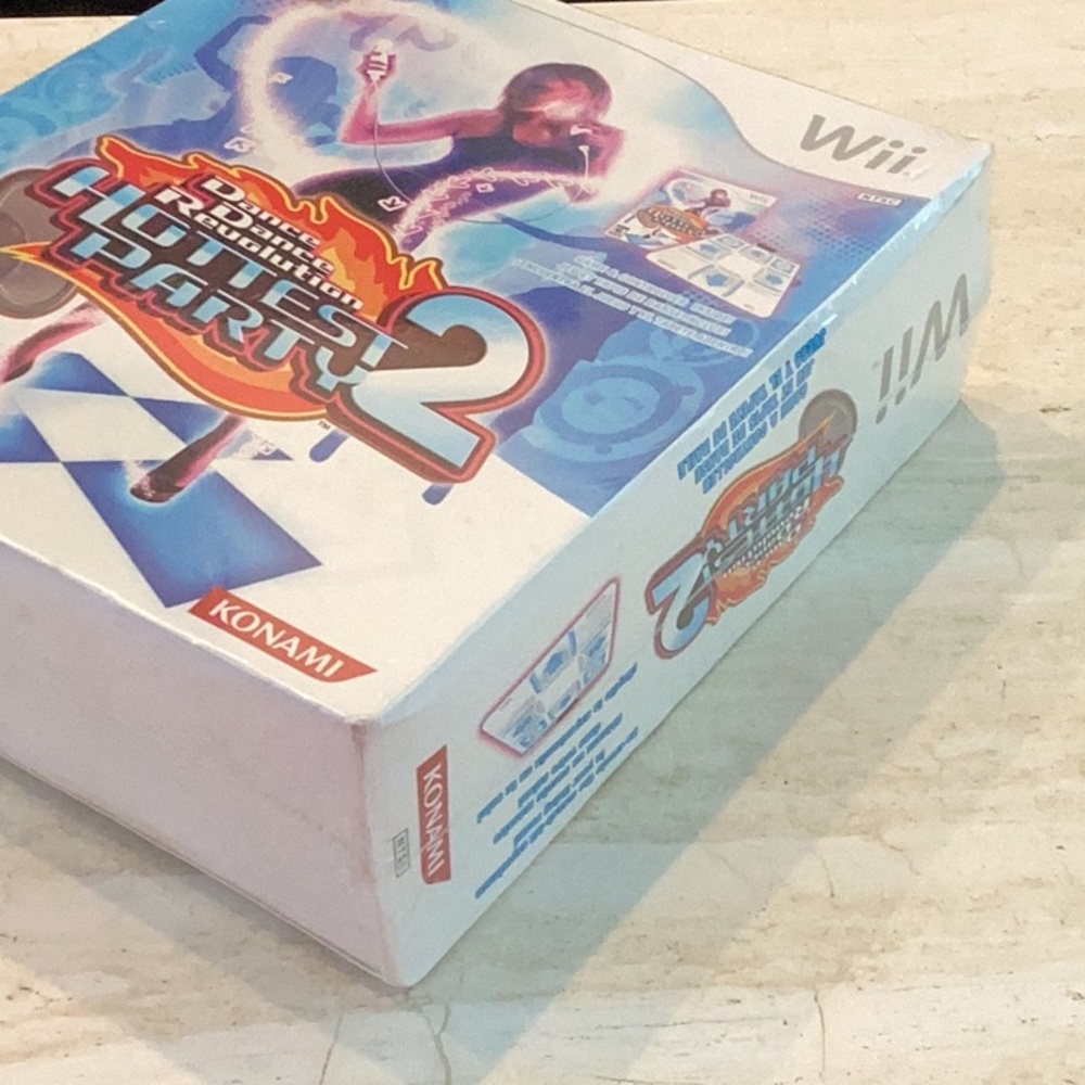 Dance Dance Revolution 2 & Dance Mat Hottest Party Nintendo Wii Game New In Box - Picture 12 of 16